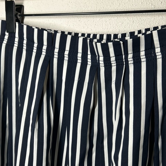 J. Crew Navy And Cream Striped Pleated Midi Skirt  Sz 18 - Picture 3 of 7